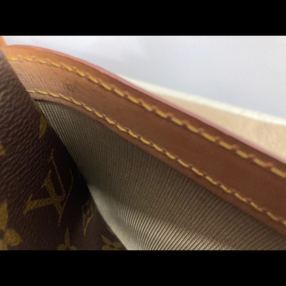 1️⃣2️⃣0️⃣0️⃣Louis Vuitton Reporter PM - Picture 3 of 8